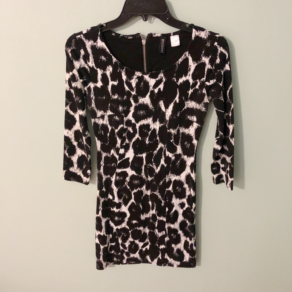 H&M Black and White Body Con Dress